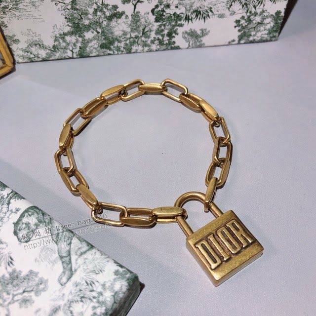 Dior飾品 迪奧經典熱銷款新品鎖頭手鏈  zgd1009